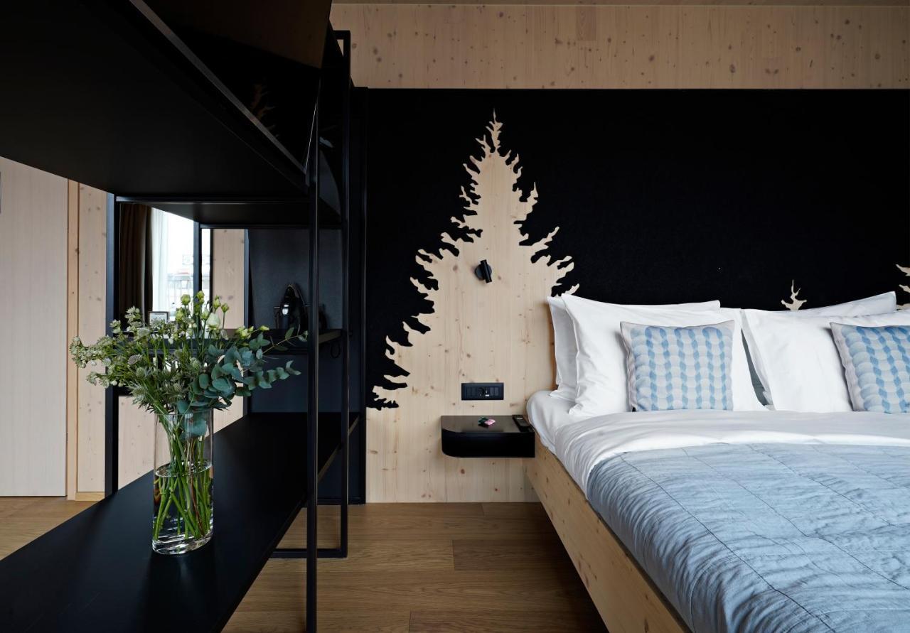 Numa Wood Wenen